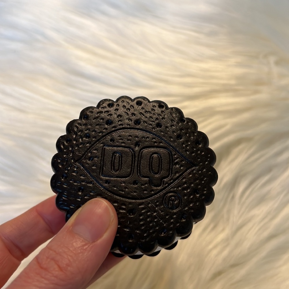 🐸👑 Dairy Queen DQ Ice Cream Sandwich Toy